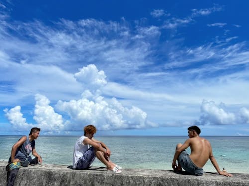 海を見ながら語ることも。