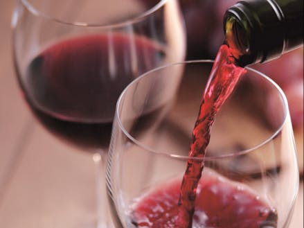 フランスの銘醸地に似た石灰岩土壌で育ったぶどうを使ったワインは絶品