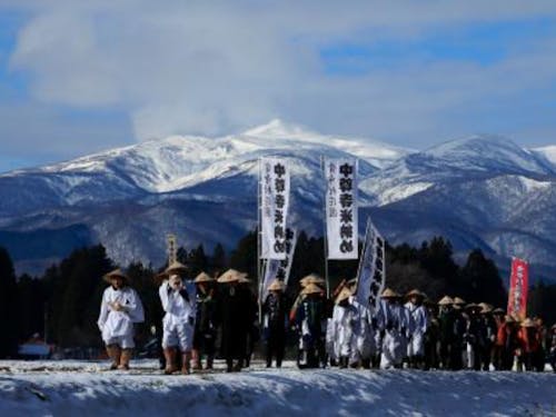 昔の中尊寺への米納めの様子を行事として復活した体験イベント