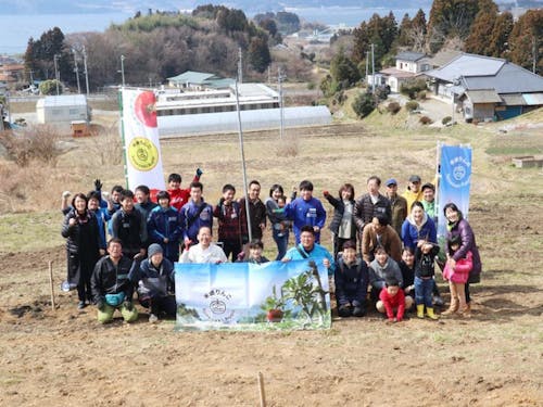 市民植樹会参加者との集合写真