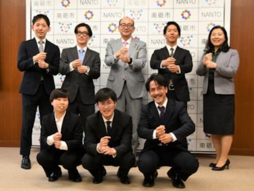 市内で活躍する協力隊員!