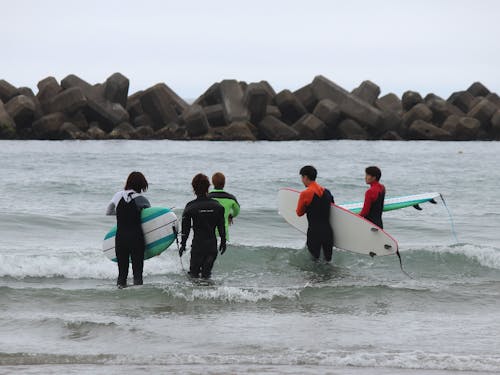 サーフィン体験会の様子