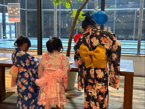 子どもたちも浴衣で来場