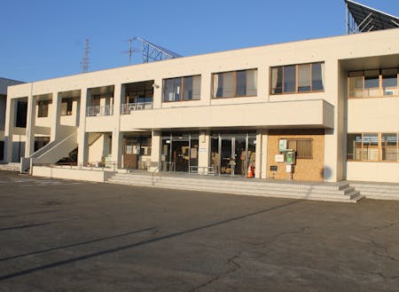 活動場所の小野町教育委員会の建物です。