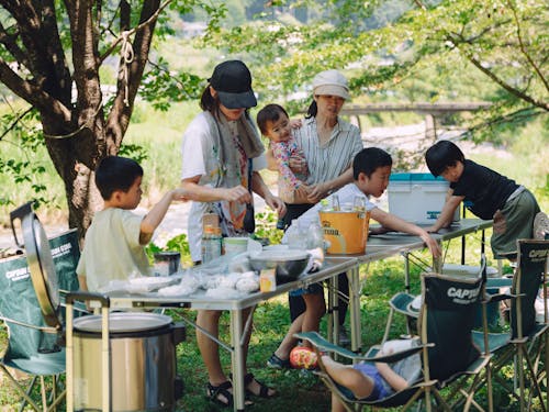 近くの河原でBBQ