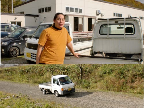 広い敷地の移動は軽自動車で。
