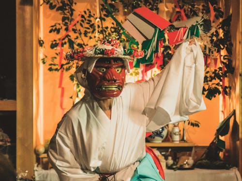 椎葉村の伝統、神楽です