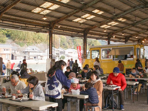 キッチンカーの出店も*