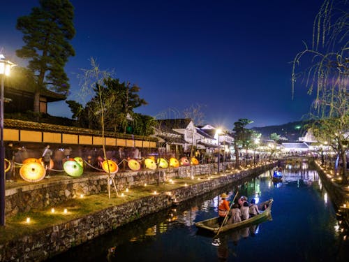 現在の倉敷美観地区(夜の様子)