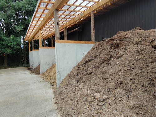 ツチカラ堆肥場