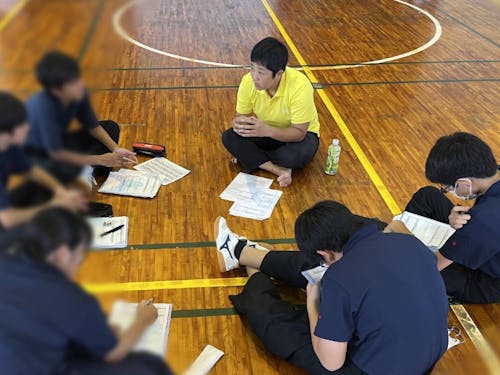 海洋教育の取組みの様子(地域サポーターと協働した課題探求)