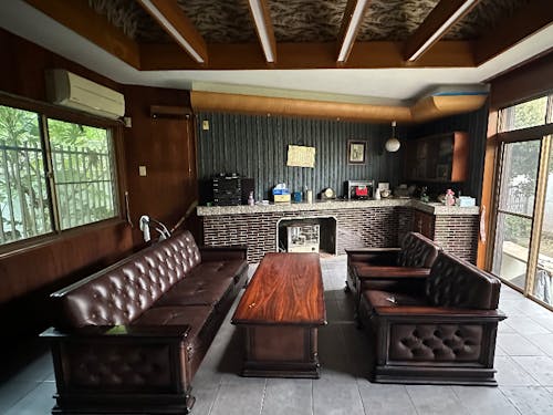 古民家をリノベーションしたシェアハウスに住むことができます