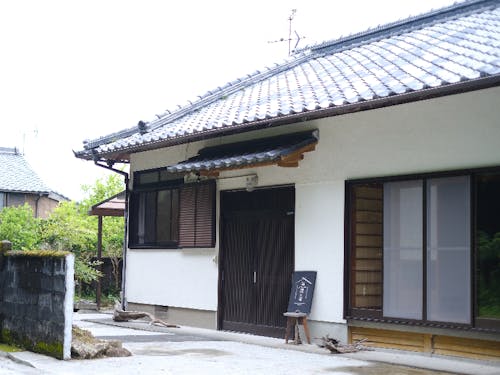 インターン活動中の宿は温かい料理上手の女将がいる「黒潮の宿」