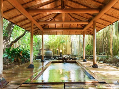 夜は温泉でまったり