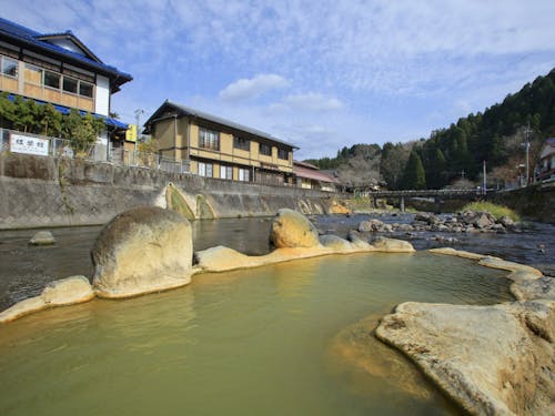 世界屈指の炭酸が豊富にある温泉地「長湯温泉」