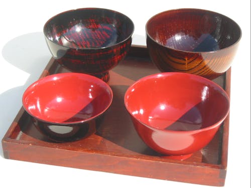 特産品の日野椀