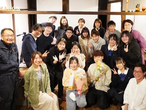 EMANONのユースワーカーは、高校生と地域内外の人をつなげるコーディネーターでもあります