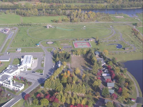 美深アイランド キャンプ場が毎年人気