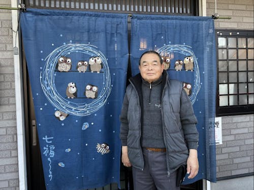 店主 小林さん。実直な人柄が伺えます。