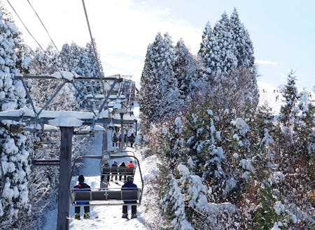 冬場はスキー場で湯沢を満喫！