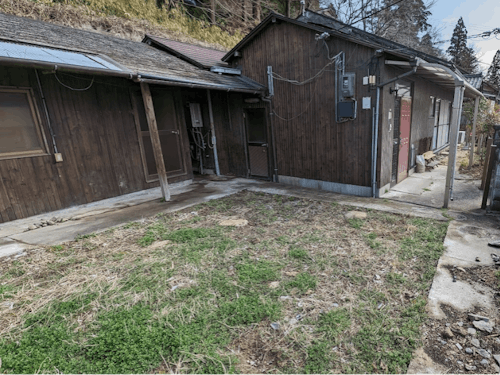 気兼ねなくBBQできる庭