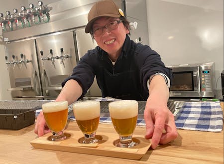 第6期生の中村さんはクラフトビール醸造所を併設したブルーパブをオープンし、2月に自家製ビールをお披露目したばかり。