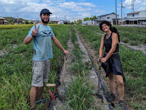 地域の農家・企業で文化を学びながらバイトもしています