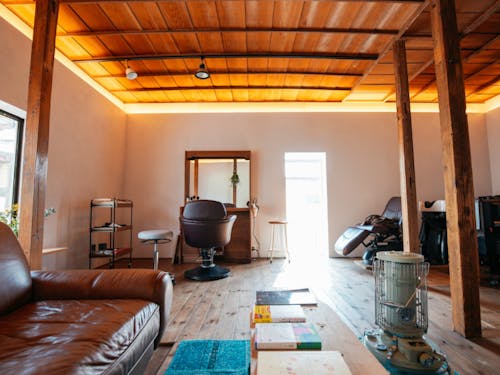 1店舗目の美容室「花暮美容室」