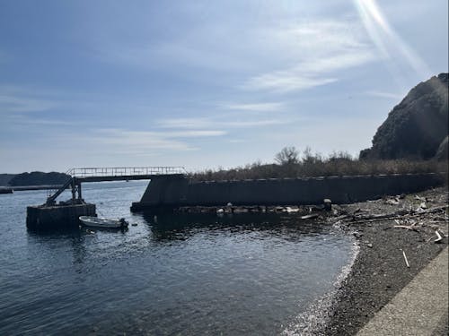 現在は配管のみが残っている