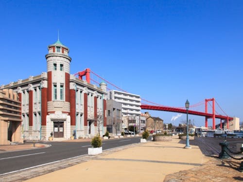 レトロな若松南海岸通り