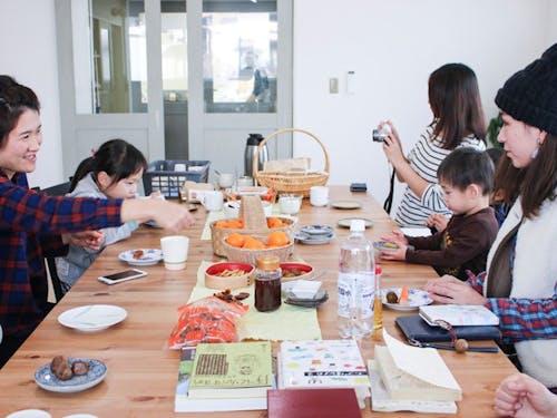 住民が作った部活動「自然育児部」。他に10以上の部活動がある