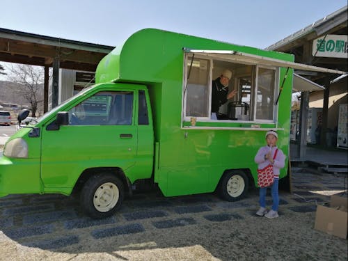 キッチンカー（２０２４年４月から月１運用中）
