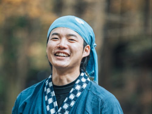 飲食店では自然に囲まれ智頭町ならではの田舎仕事を体験