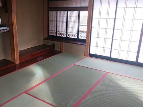 和室:after きれいな畳敷きに生まれ変わりました