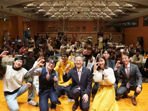 県内外で活躍する「ふくいチャレンジャー」によるチャレンジ応援フェスの様子