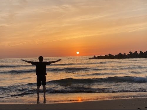 サンセットビーチで癒される体験を