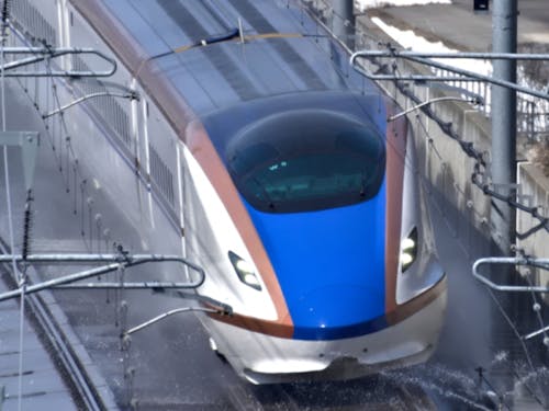 北陸新幹線(W7系)が敦賀駅まで延伸!