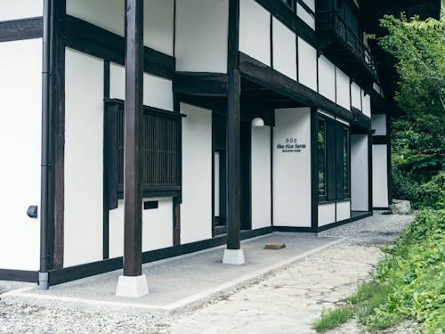 築130年の古民家をリノベーションした「ひがし」