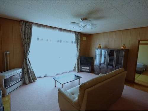 広々とした開放的なリビングでゆったり過ごしてみては、いかがでしょうか