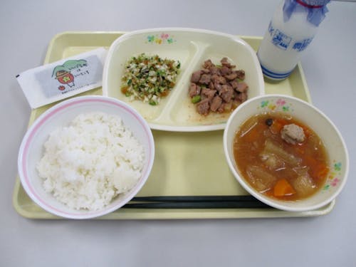 大人も食べたい飯綱町のおいしい給食