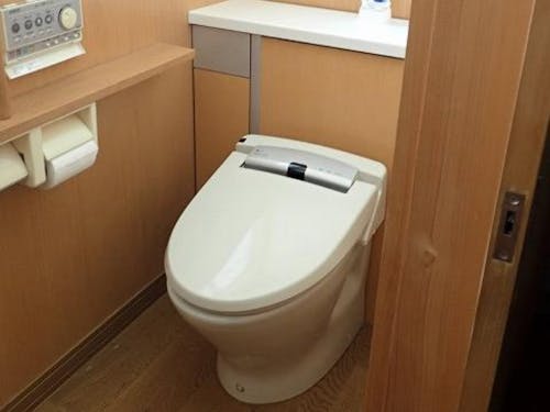 下水道接続済みで気持ちよく使えるお手洗い。