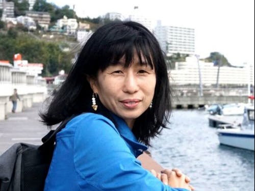 ファシリテーターは小林めぐみさん。フリーのキャリアコンサルタントとして、経営者コーチングや組織開発、人材育成などを通し、幅広い世代のキャリア選択の支援を行っています。熱海のまちづくりにも参画