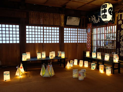 昨年のようすです!優しい灯りが心地よいです。