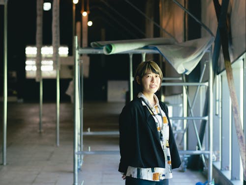 元ホームセンターを改修した複合施設をプロデュースするOG・松本さん