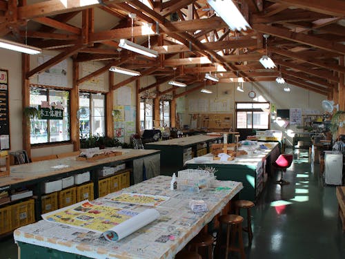 木工体験できる工房内の様子