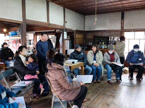 昨年の開催のようす(冬) 移住者宅で交流会