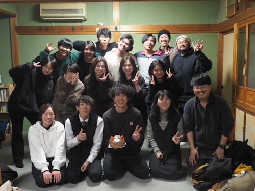 小国で頑張る若者の集まりです!!