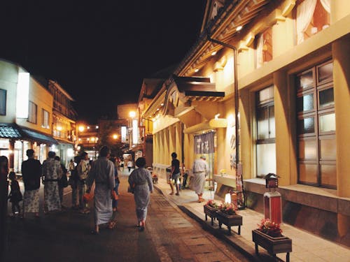 休日は城崎温泉で疲れを癒しましょう〜