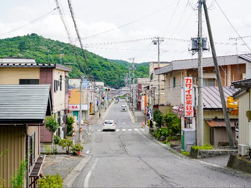昔から続く商店もあるまちの中心部