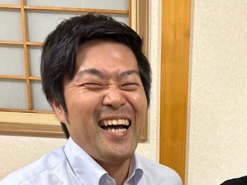 和田 康太郎:品質管理マネージャー等の仕事を経て、旭川からパートナーと移住し結婚。地域活動や飲み会にも積極的参加し、この町でのつながりを楽しんでいる。